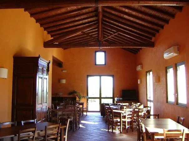 Agriturismo Passitti Çiftlik konaklama *